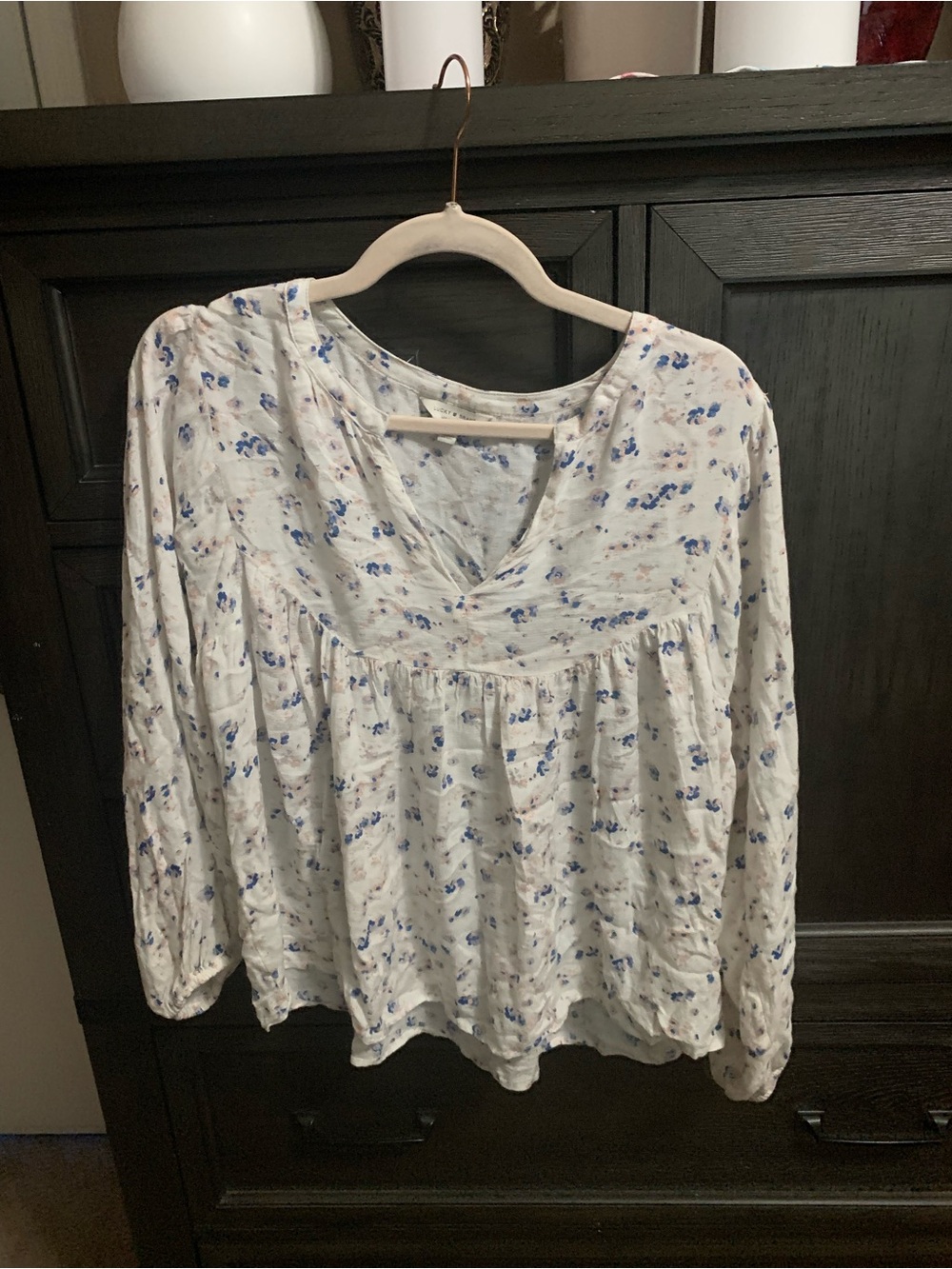 Lucky Brand White Light Blue Floral V-Neck Peasant Blouse